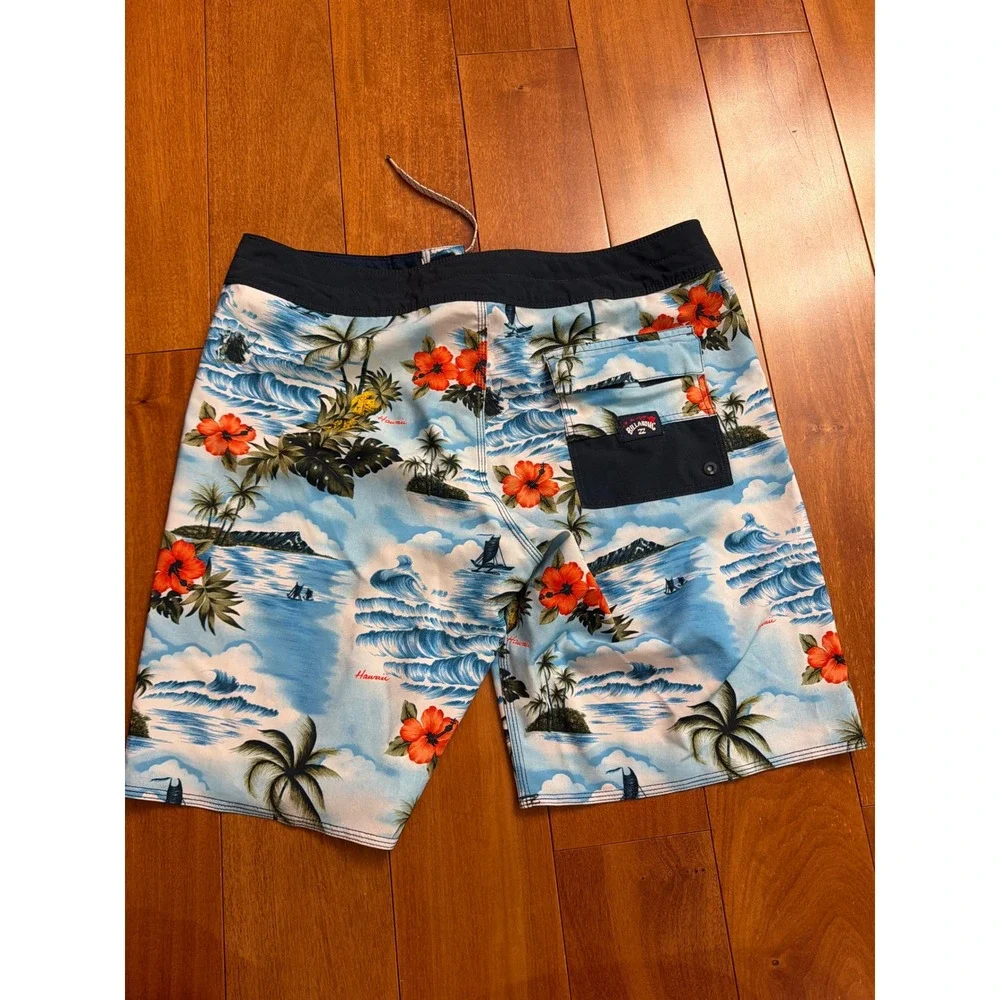 Billabong Board Shorts Mens Blue Hawaii Tropical Floral Recycler Sunday 33